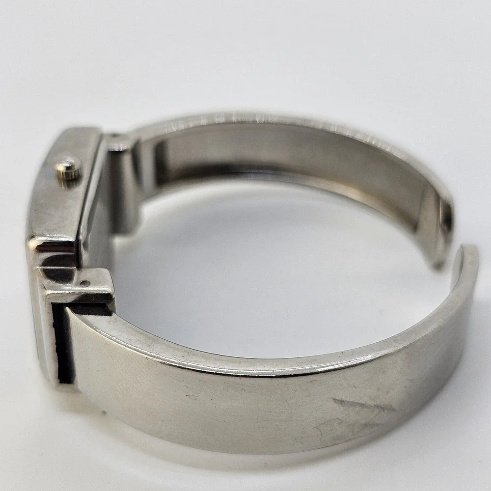 Studio 22MM Women's Bracelet Watch Black Dial Gray Bracelet Band‎ 6
